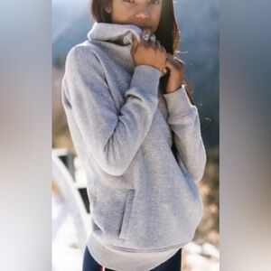 ZYIA Active women’s size small Oh So Soft cowl neck grey sweatshirt